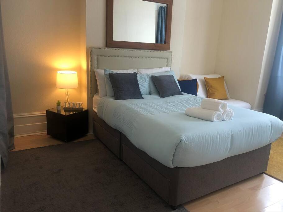 Marcela'S Place - Private Studio Near Heathrow West Drayton  Zewnętrze zdjęcie